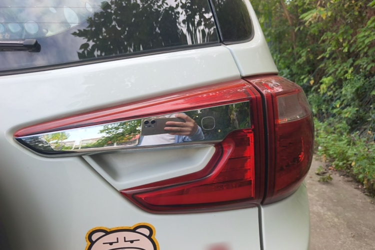 BYD Yuan 2017 #8 BYD Yuan 2017 car image #8