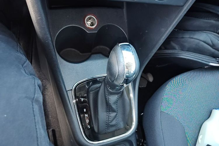 Volkswagen Polo 2017 #14 Volkswagen Polo 2017 car image #14