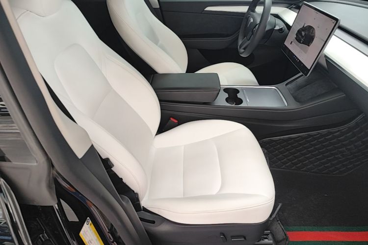 Tesla Model Y 2022 #24 Tesla Model Y 2022 immagine di auto #24