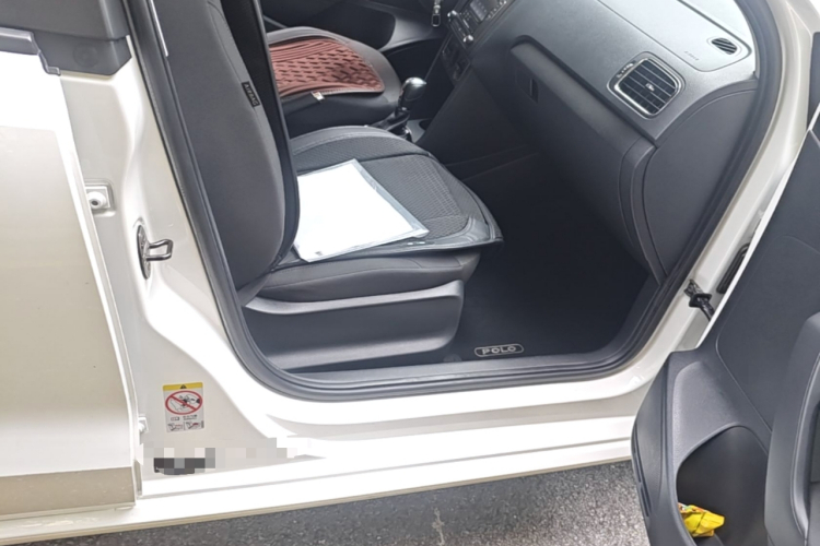 Volkswagen Polo 2017 #23 Volkswagen Polo 2017 car image #23