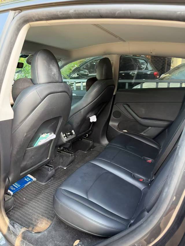 Tesla Model Y 2024 car image #3
