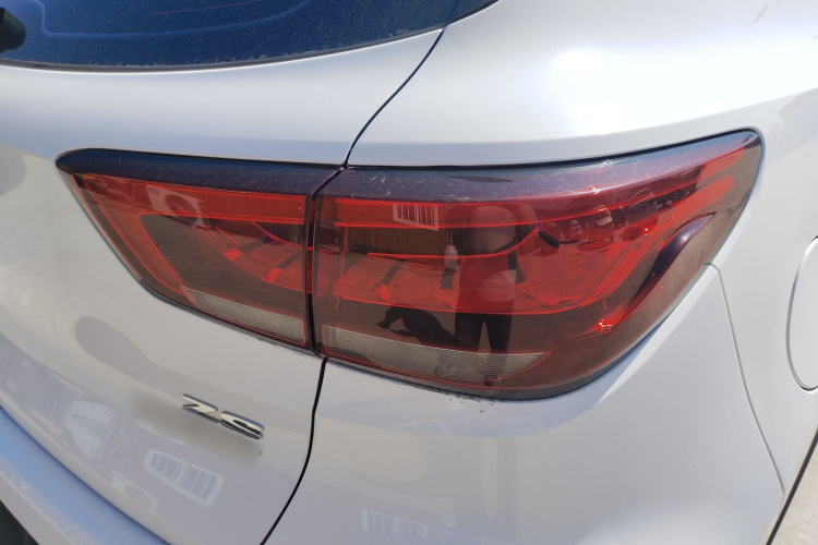 MG ZS 2020 car image #8