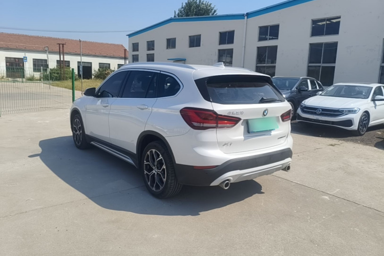 BMW X1 2023 car image #5