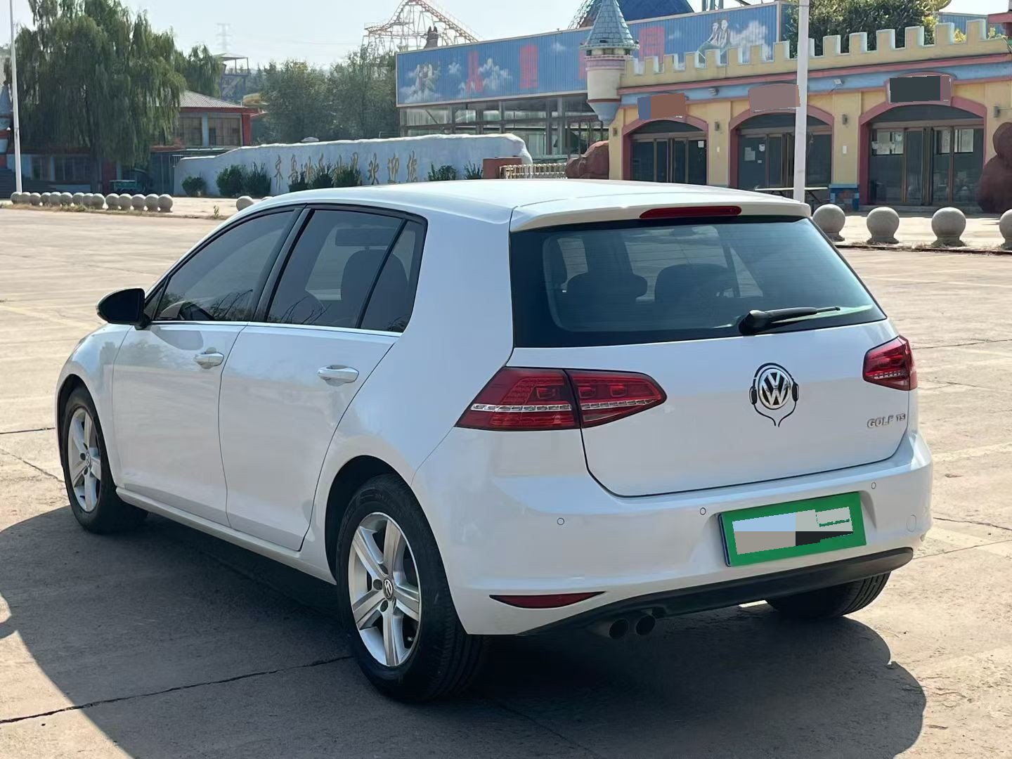 Volkswagen Golf 2015 car image #9