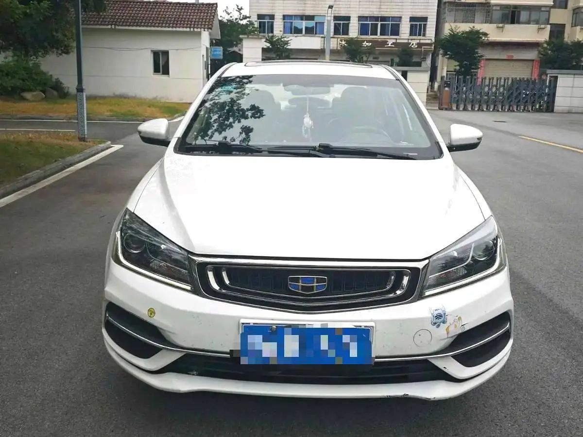 GEELY Emgrand 2019 #2 GEELY Emgrand 2019 car image #2