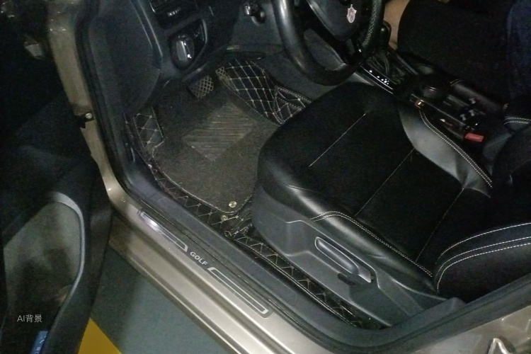 Volkswagen Golf 2017 car image #18