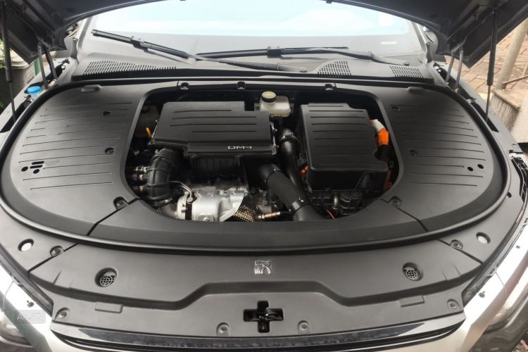 BYD Han 2023 car image #22
