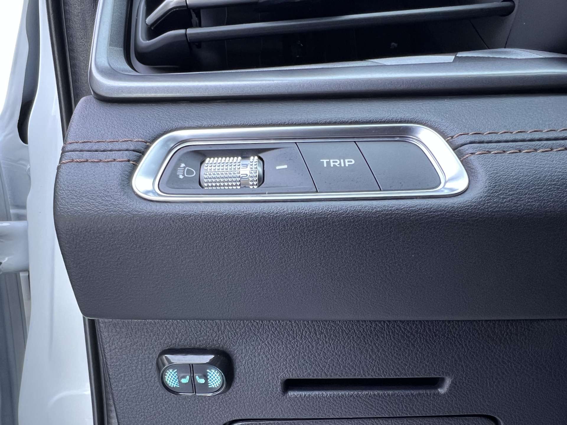 GEELY Vision X6 2023 #9 GEELY Vision X6 2023 car image #9