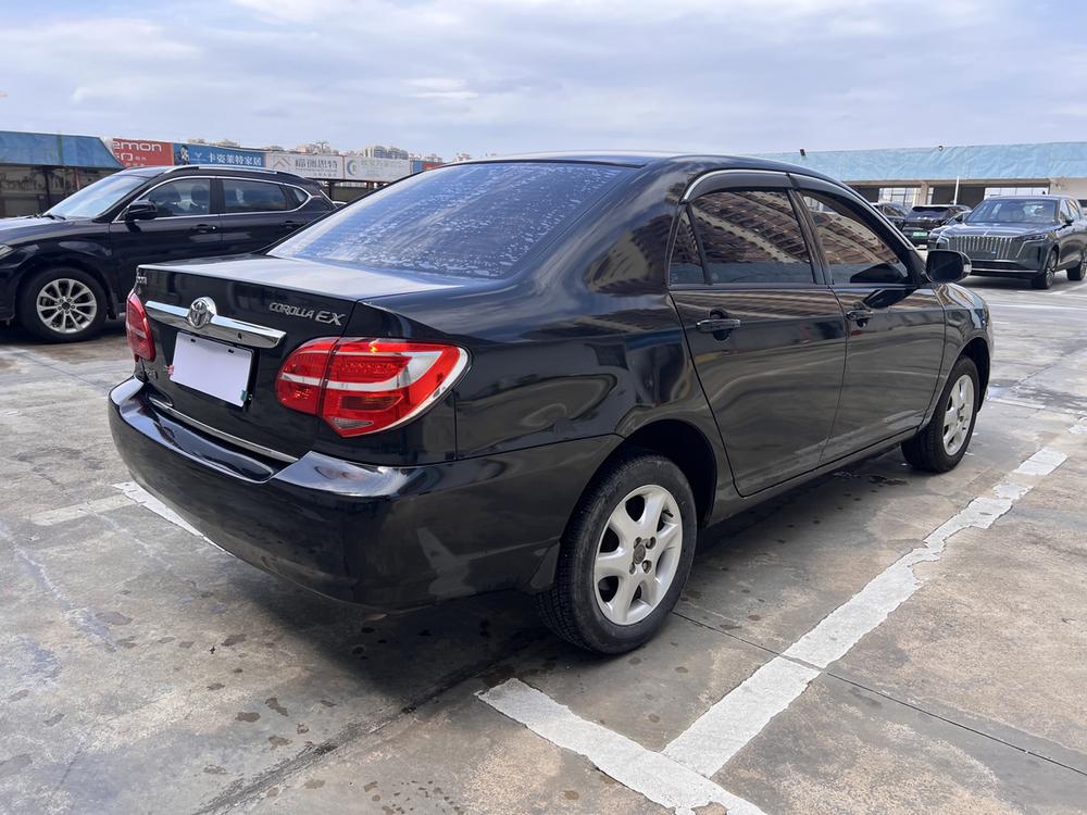 Toyota Corolla (Classic) 2015 #7 Toyota Corolla (Classic) 2015 car image #7