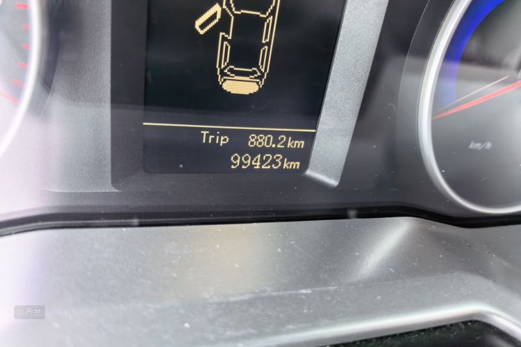 GEELY Emgrand 2015 car image #14