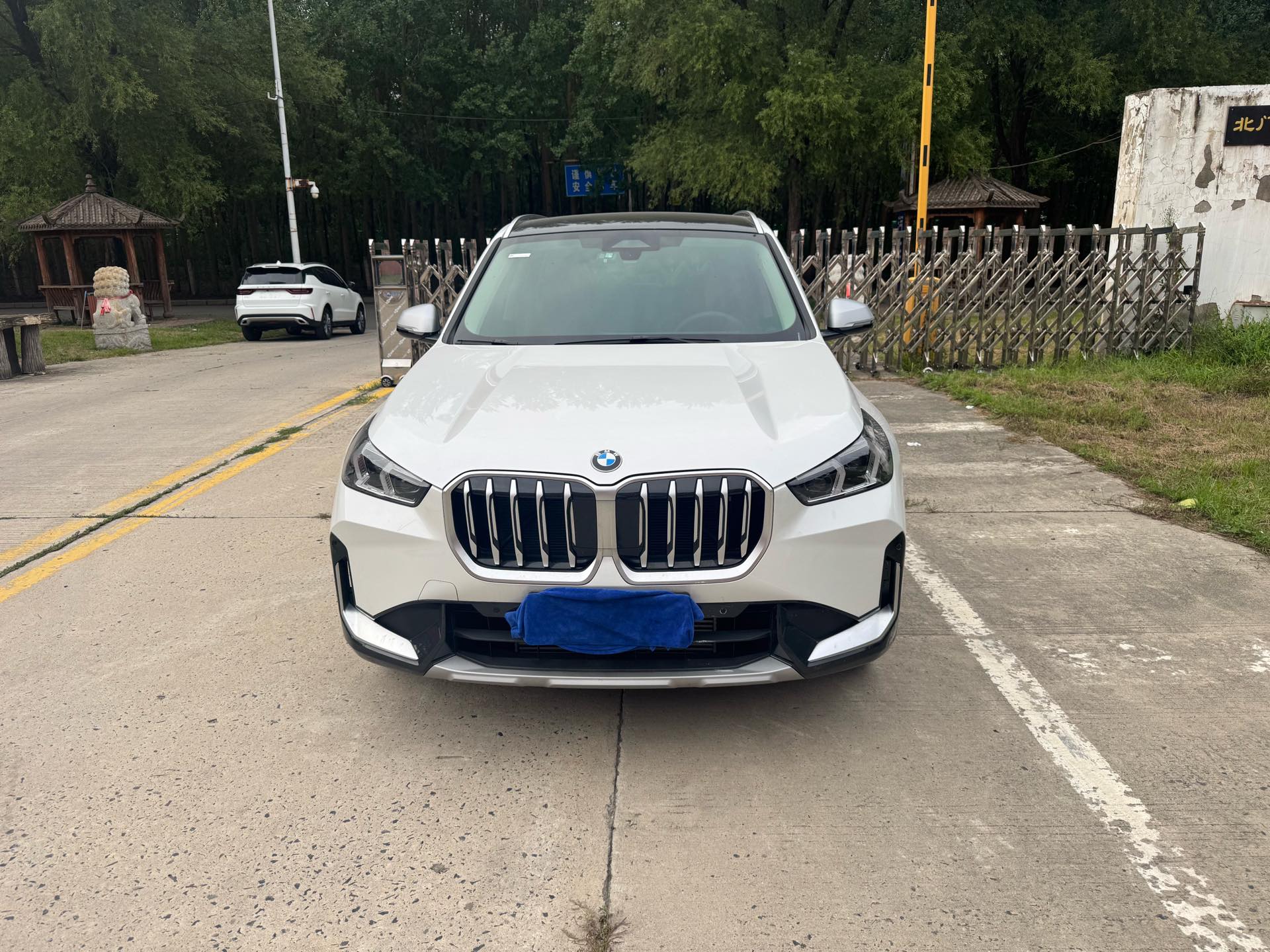 BMW X1 2023 #2 BMW X1 2023 car image #2