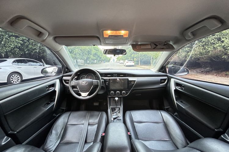 Toyota Corolla 2016 car image #12
