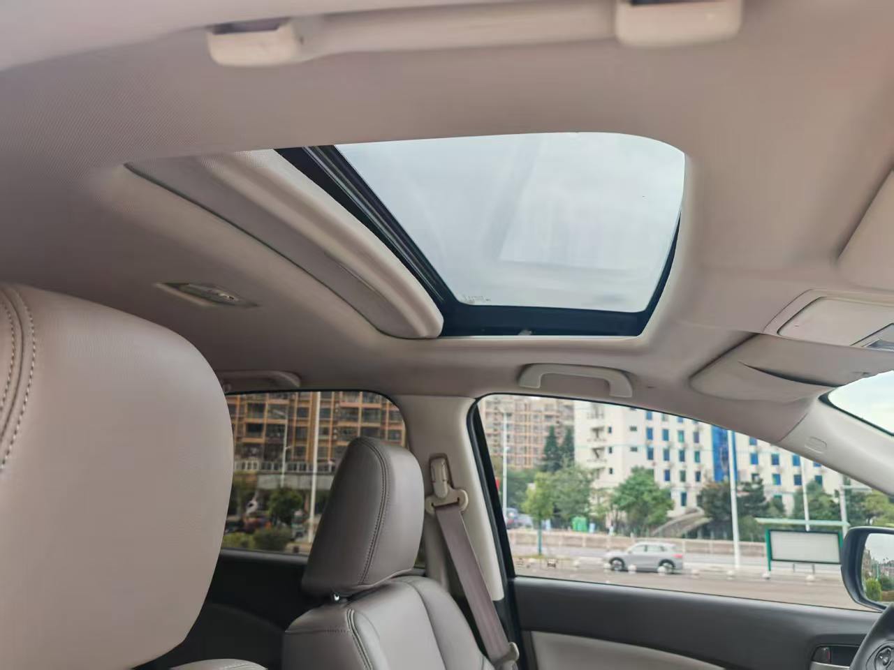 Honda CR-V 2015 imagem de carro #9