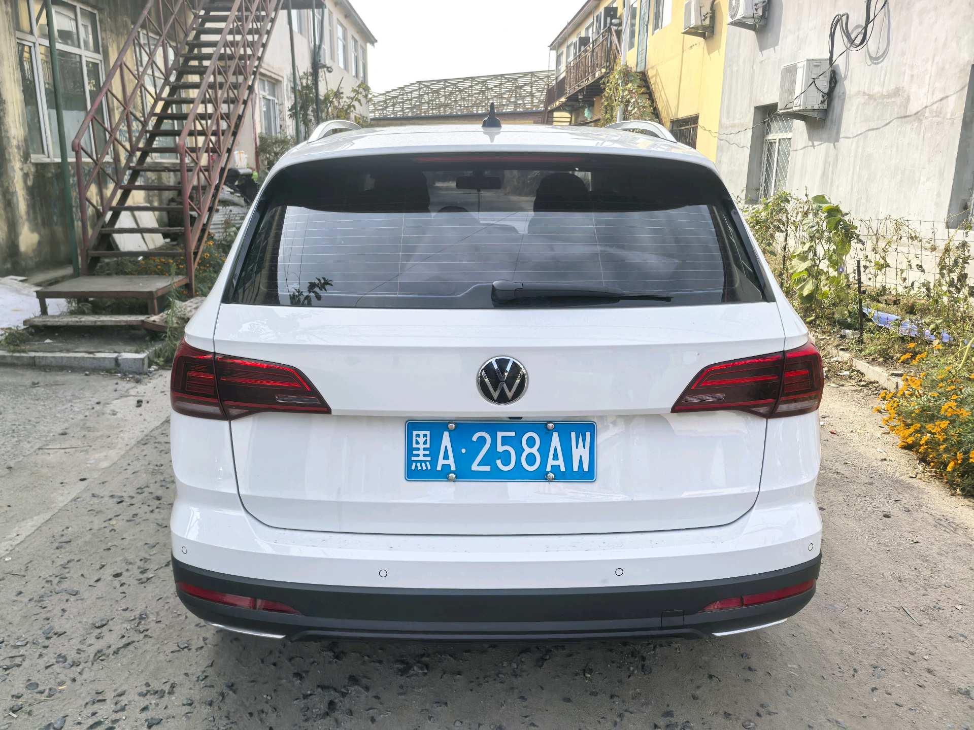 2022 immagine di auto #4
