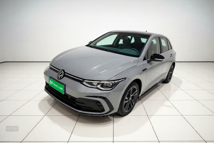 Volkswagen Golf 2023 car image #2