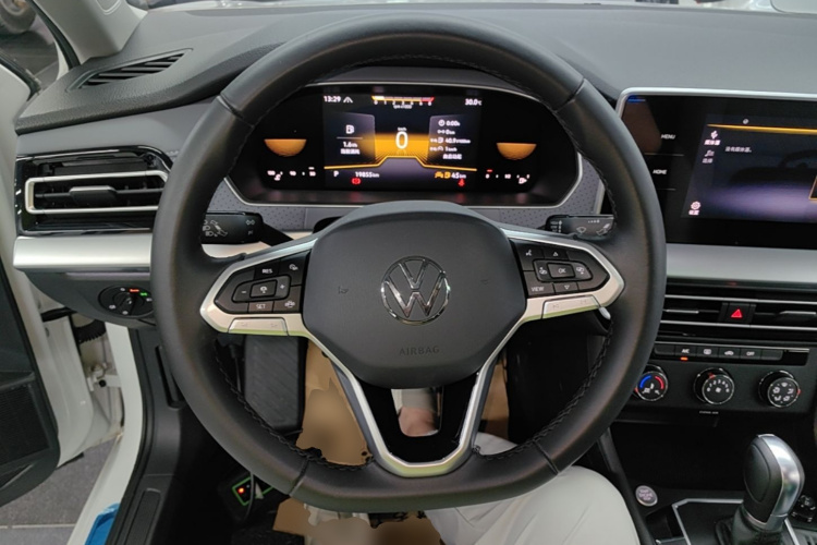 Volkswagen Lavida 2024 #11 Volkswagen Lavida 2024 car image #11