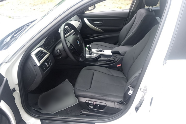BMW 3 Series 2014 car image #15