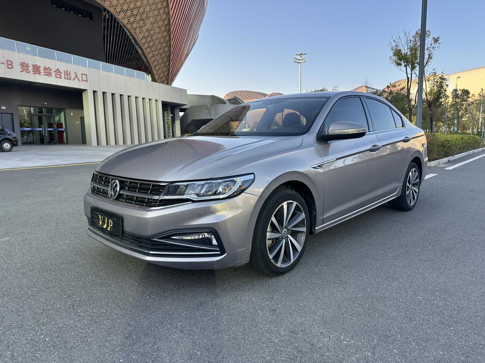 Volkswagen Bora 2018 Volkswagen Bora 2018 صورة سيارة