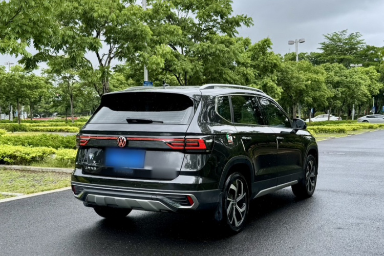 Volkswagen Tharu 2024 car image #6