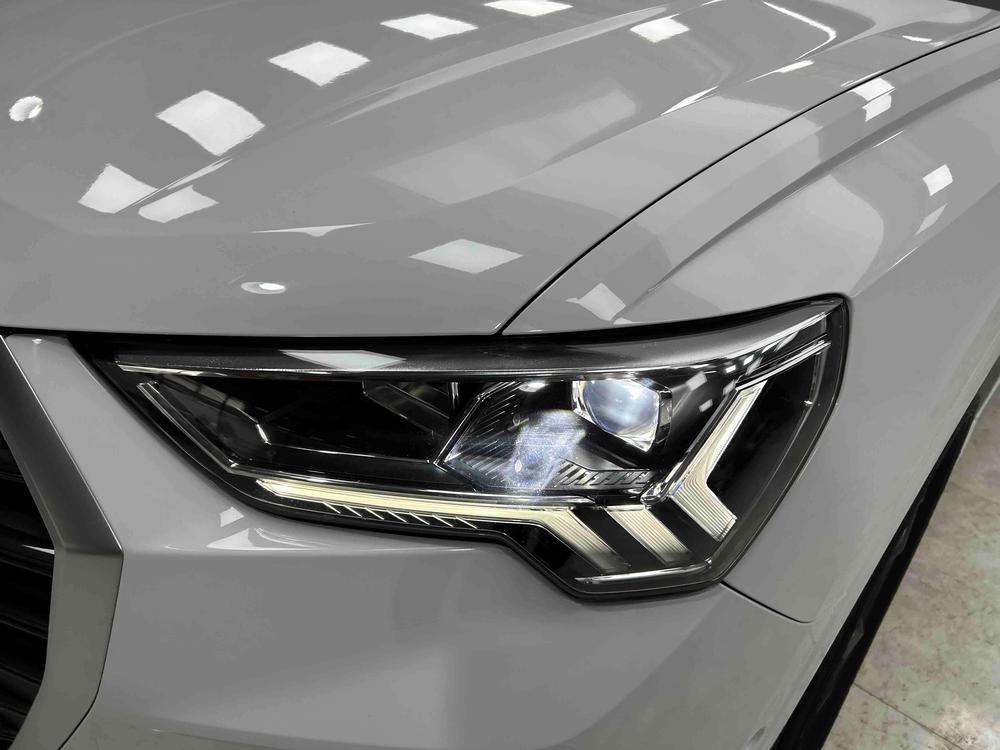 Audi Q3 2022 صورة سيارة #8