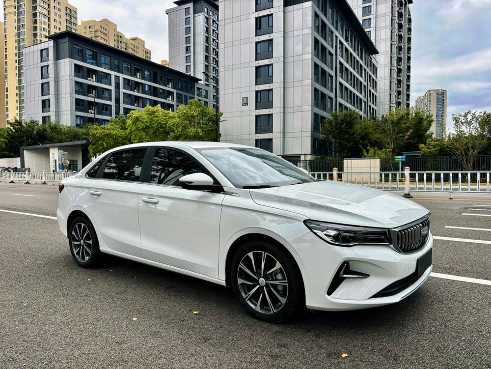 GEELY Emgrand 2024 #3 GEELY Emgrand 2024 car image #3