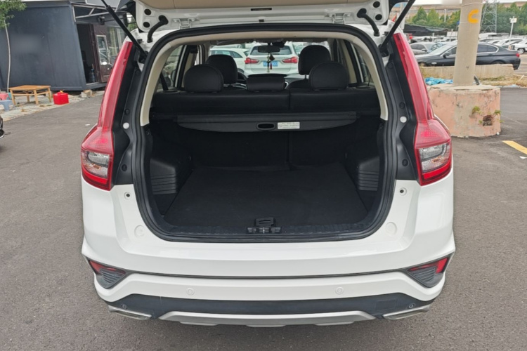 GEELY Vision X6 2019 car image #19