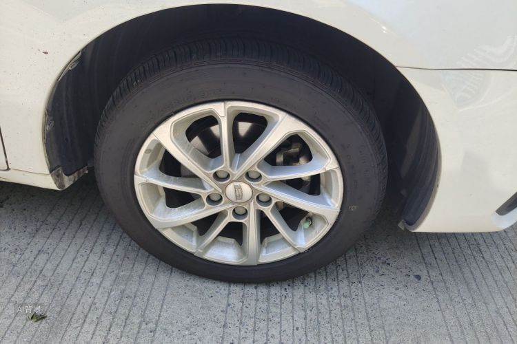GEELY Emgrand 2021 #9 GEELY Emgrand 2021 car image #9