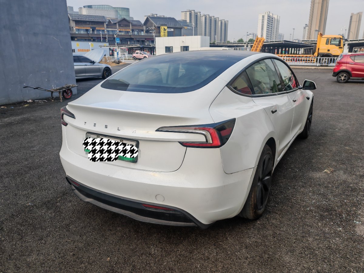 Tesla Model 3 2025 #4 Tesla Model 3 2025 car image #4