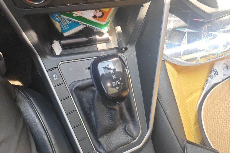 Volkswagen Polo 2020 car image #14