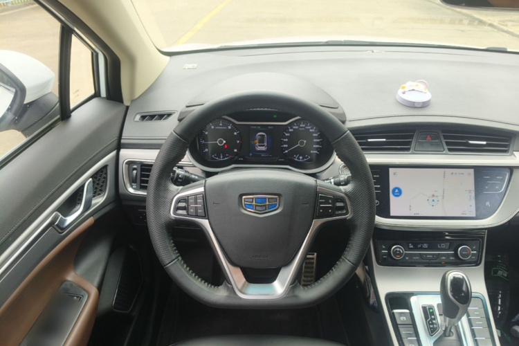 GEELY Emgrand GS 2019 car image #11
