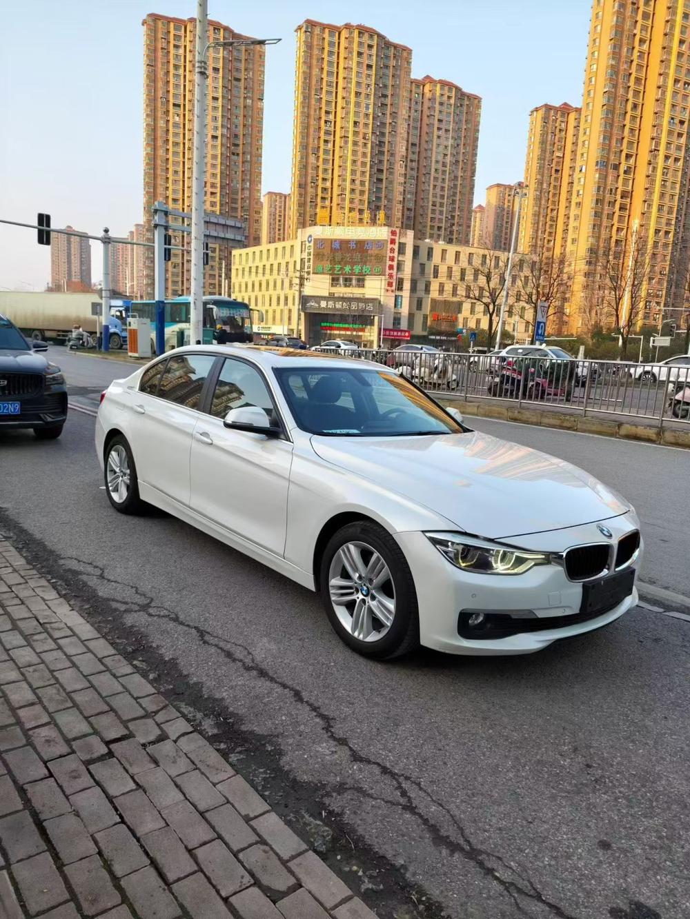 BMW 3 Series 2016 car image #3
