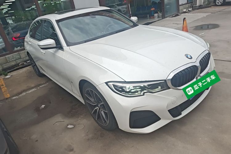 BMW 3 Series 2021 car image #6