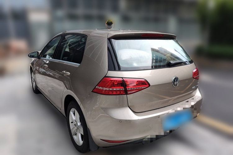 Volkswagen Golf 2015 car image #5