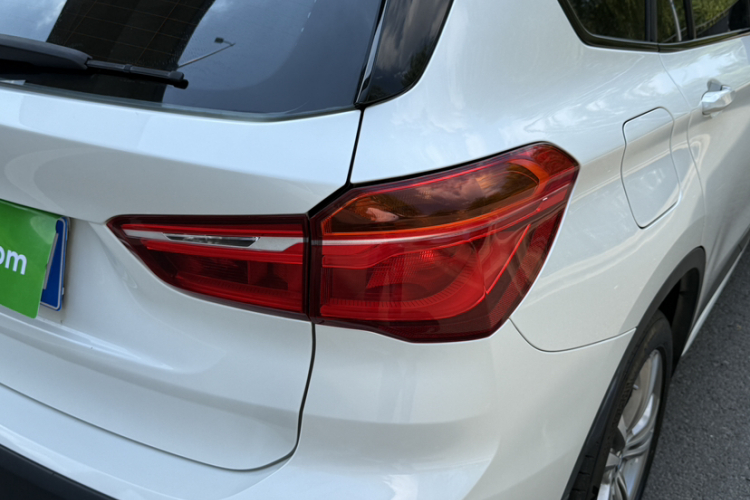 BMW X1 2017 #10 BMW X1 2017 car image #10