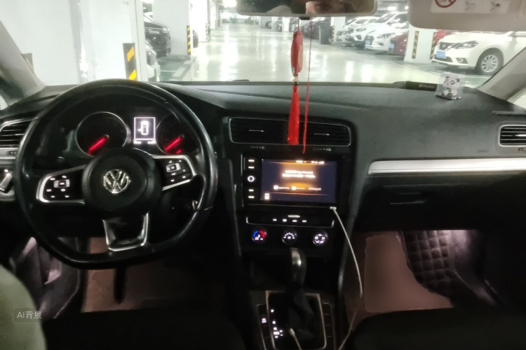Volkswagen Golf 2019 изображение автомобиля #11
