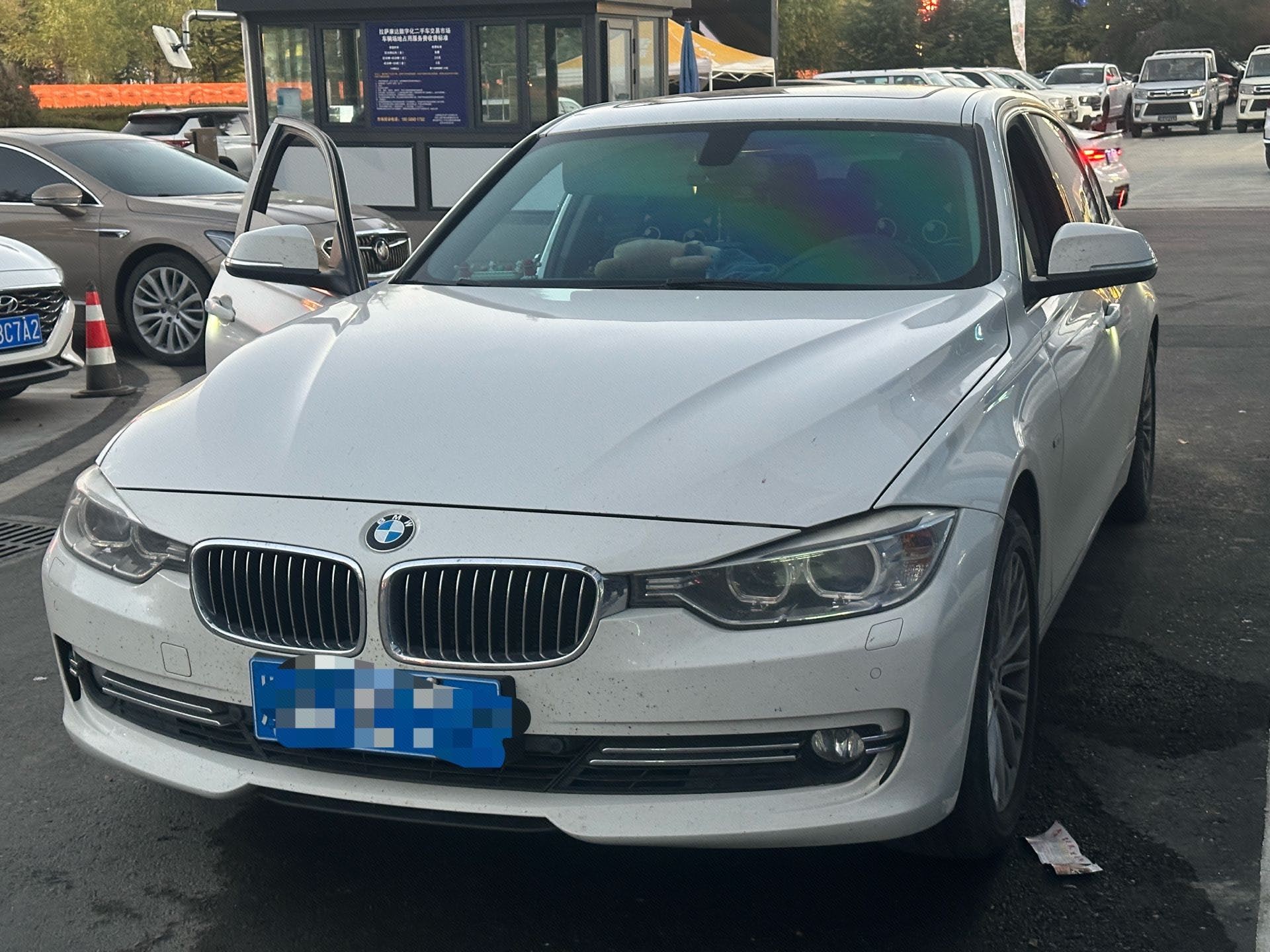 2015 2015 car image
