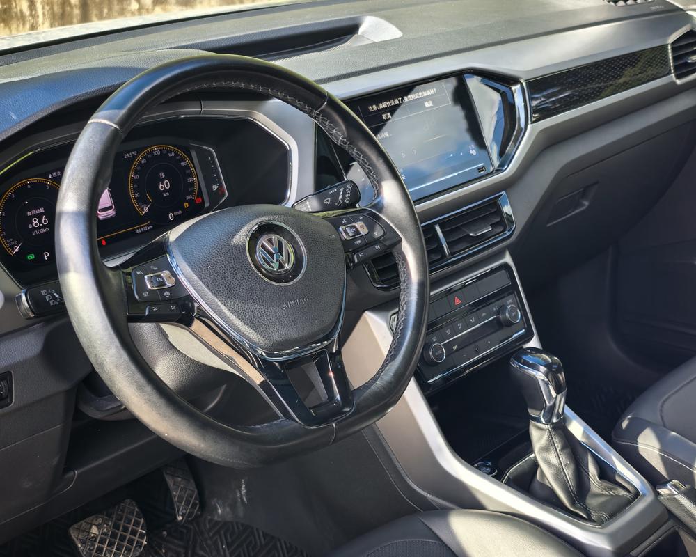Volkswagen T-Cross 2020 car image #20