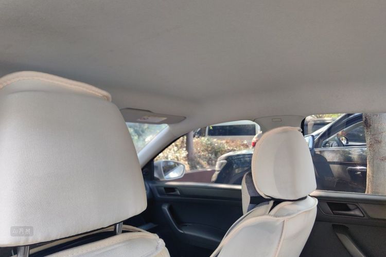 Volkswagen Santana 2015 car image #20