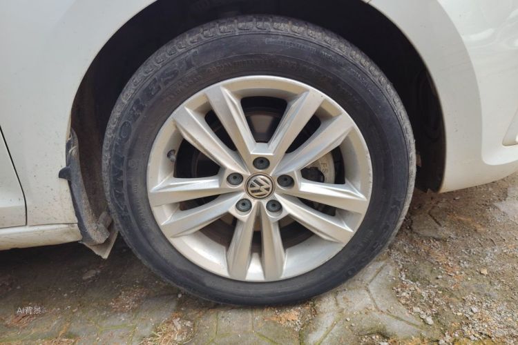 Volkswagen Santana 2017 #9 Volkswagen Santana 2017 car image #9