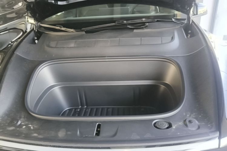 Tesla Model Y 2026 car image #20