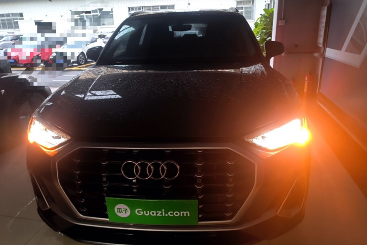 Audi Q3 2019 #3 Audi Q3 2019 car image #3