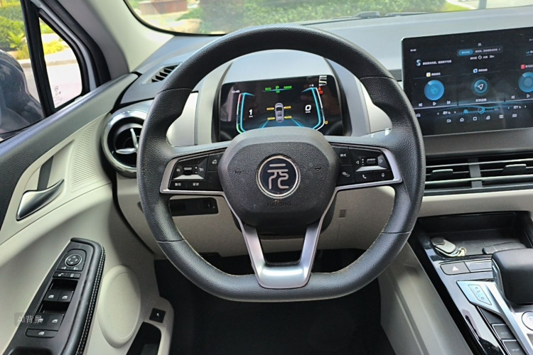 BYD Yuan Pro 2021 #12 BYD Yuan Pro 2021 immagine di auto #12