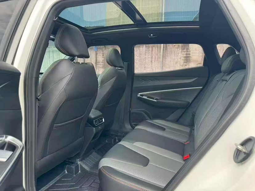 GEELY Boyue L 2023 car image #6