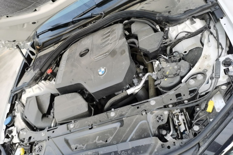 BMW 3 Series 2024 #20 BMW 3 Series 2024 car image #20