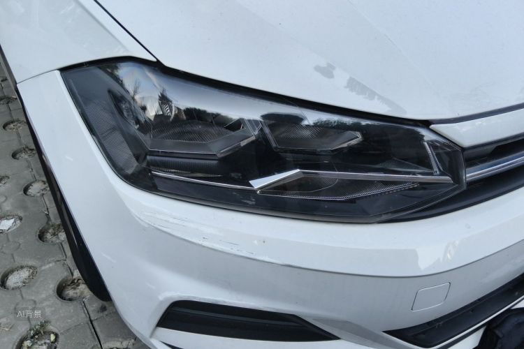 Volkswagen Polo 2021 car image #8