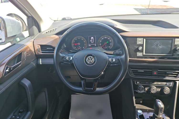 Volkswagen Tharu 2020 imagem de carro #11