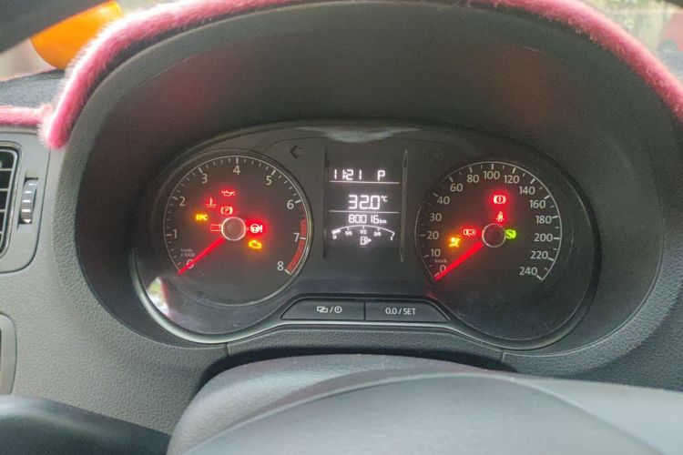 Volkswagen Polo 2017 #12 Volkswagen Polo 2017 car image #12