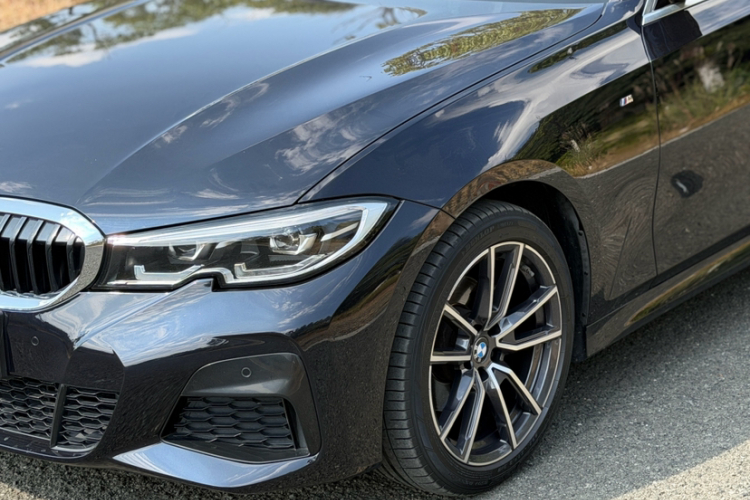 BMW 3 Series 2020 imagem de carro #6