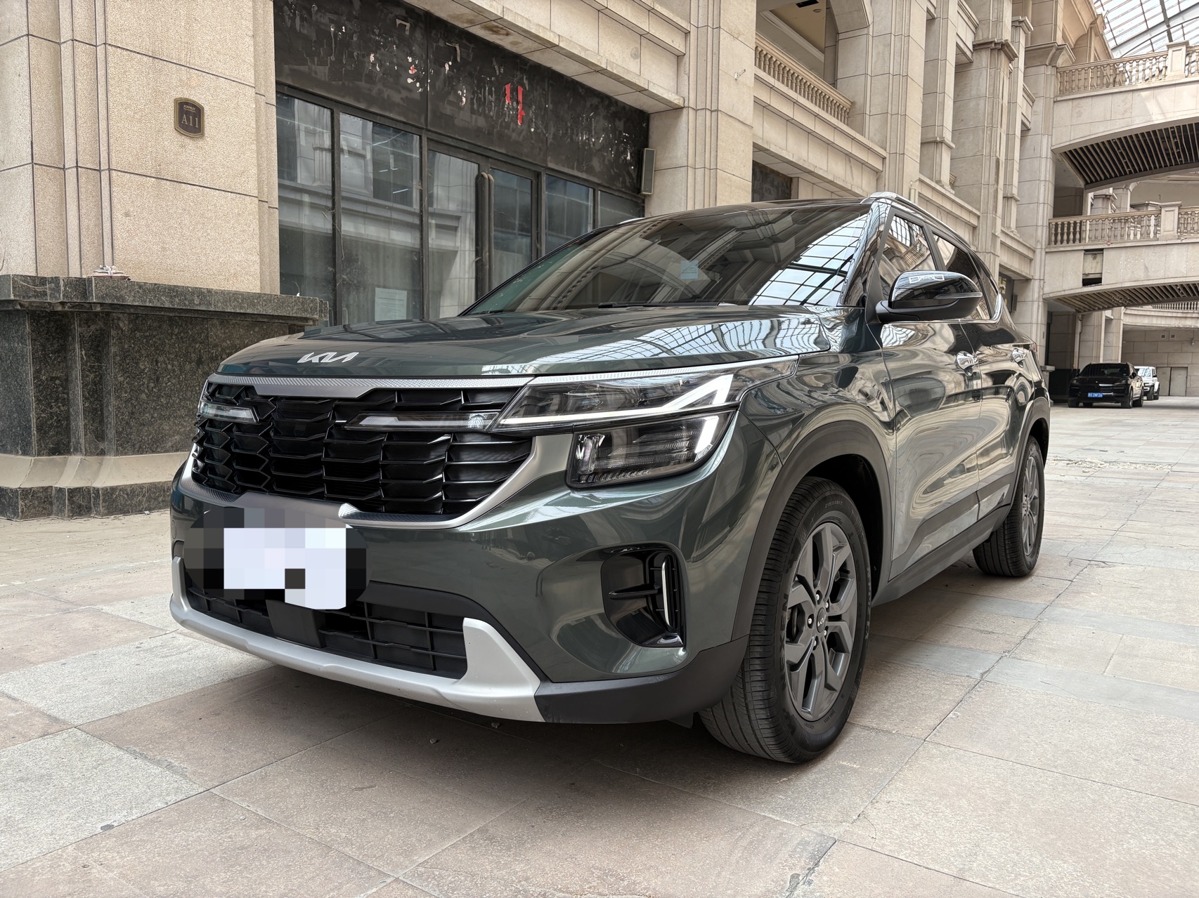 Kia Seltos 2023 Kia Seltos 2023 car image