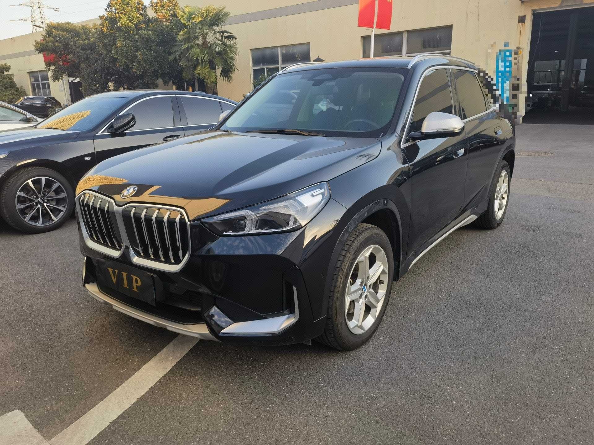 BMW X1 2023 BMW X1 2023 car image
